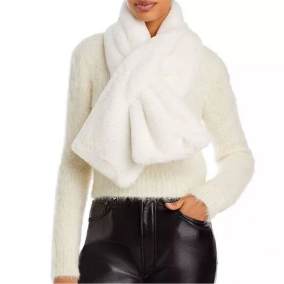 NWT Apparis Bambi Faux Fur Pull-through Scarf Stole Wrap Cream Ivory One Size - Picture 11 of 11
